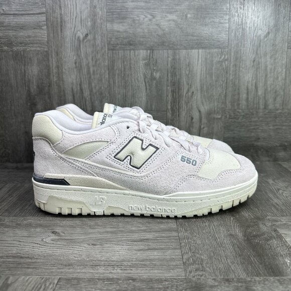 New Balance 550 Women's size 10 Light Pink Suede Shoes BBW550RC - Picture 1 of 9